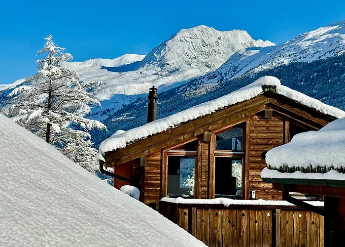 Stirling Luxury Chalet
