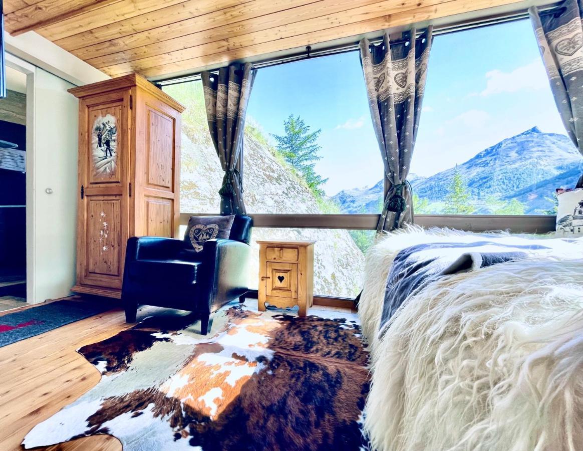 Stirling Luxury Chalet *
