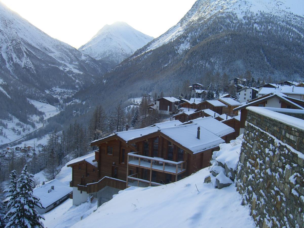 Stirling Luxury Chalet *