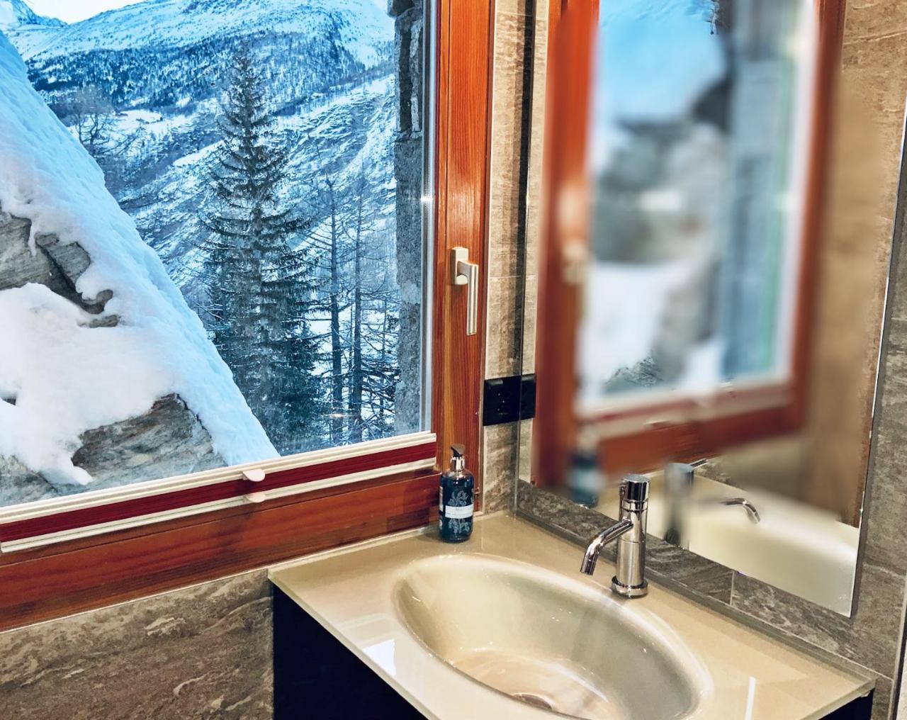 Stirling Luxury Chalet